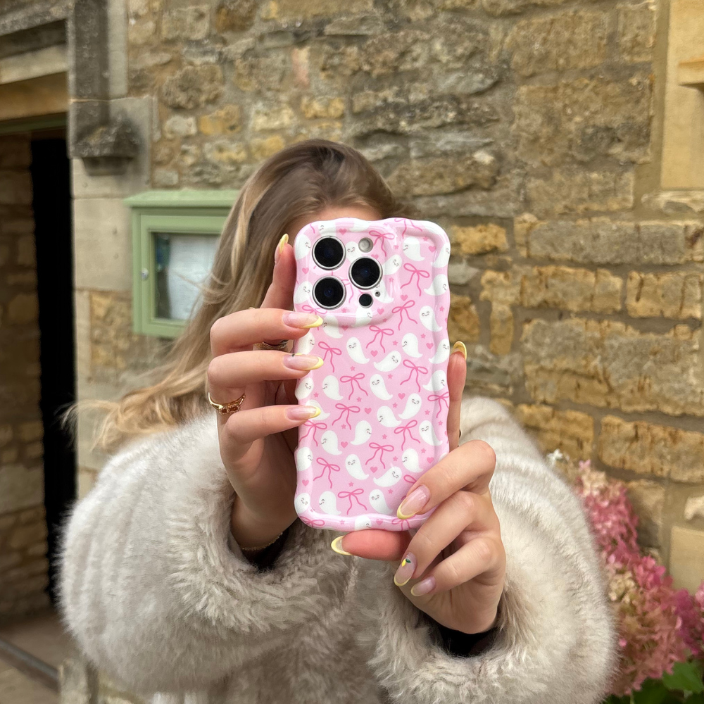 Wavy Phone Case - Cute Ghosts