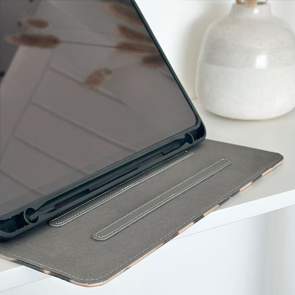 Ivory Tort iPad Case