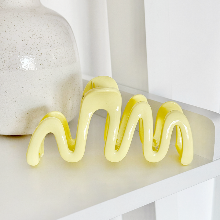 Squiggle Claw Clip - Yellow
