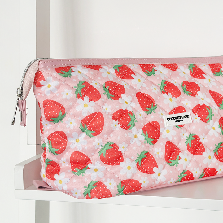 Magic Lifestyle Pouch - Quilted Berry Cute Strawberry