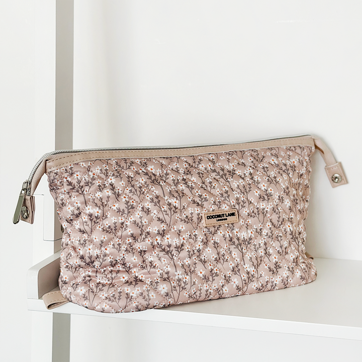 Magic Lifestyle Pouch - Quilted Nude Flowers