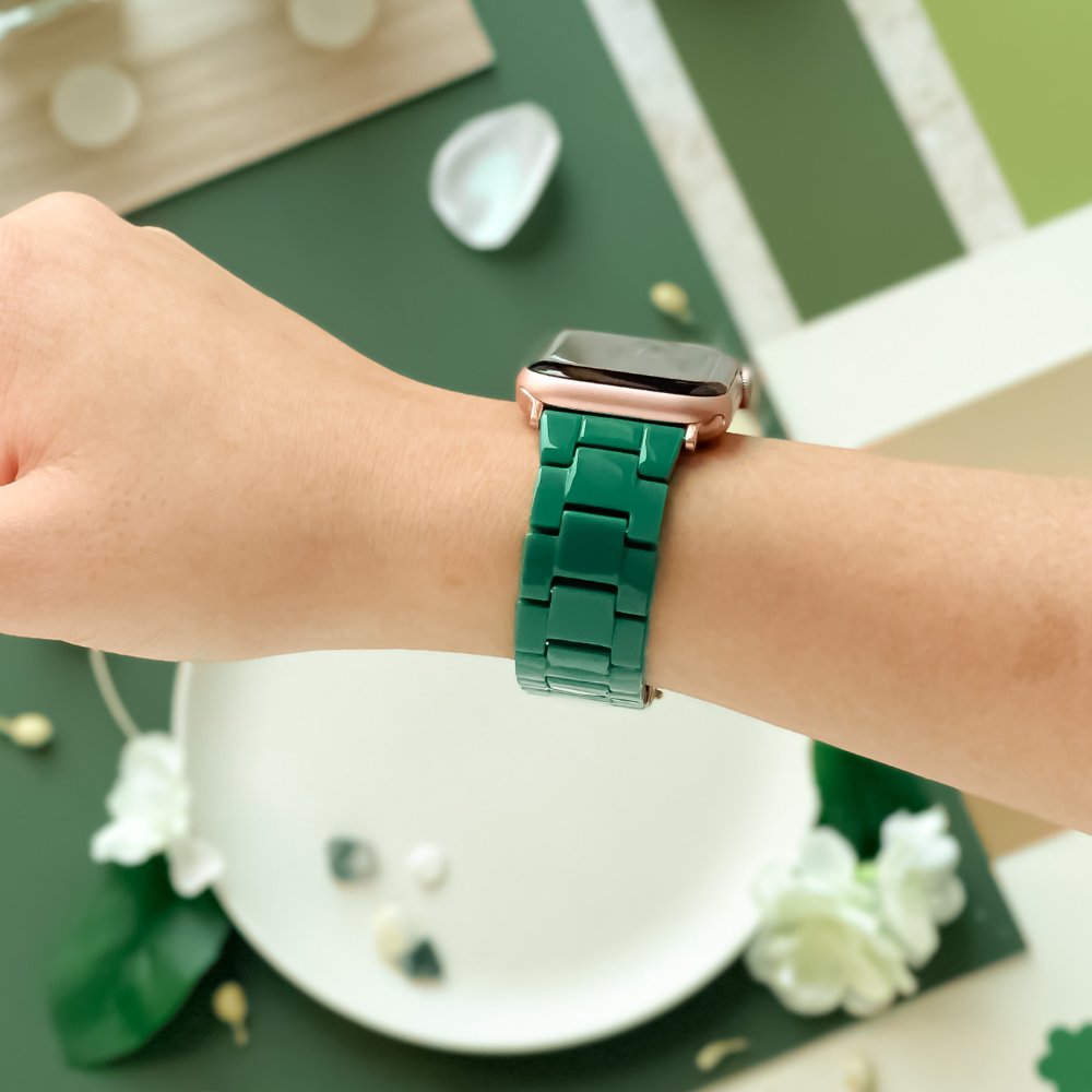 Luxe Green Apple Watch Strap