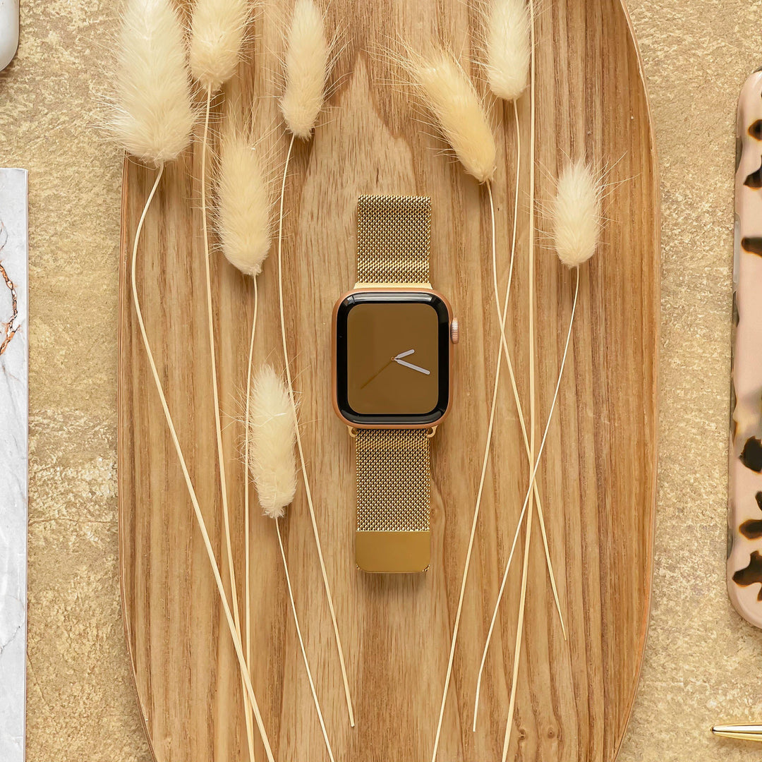 Magnetic Chain Apple Watch Strap - Gold